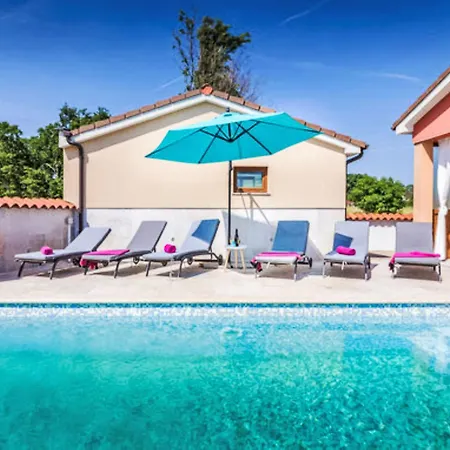 Manera By Interhome Vikendica Marcana