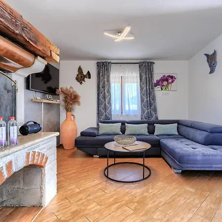 Manera By Interhome Marčana