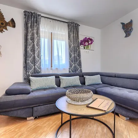 Manera By Interhome Casa vacanze Marčana