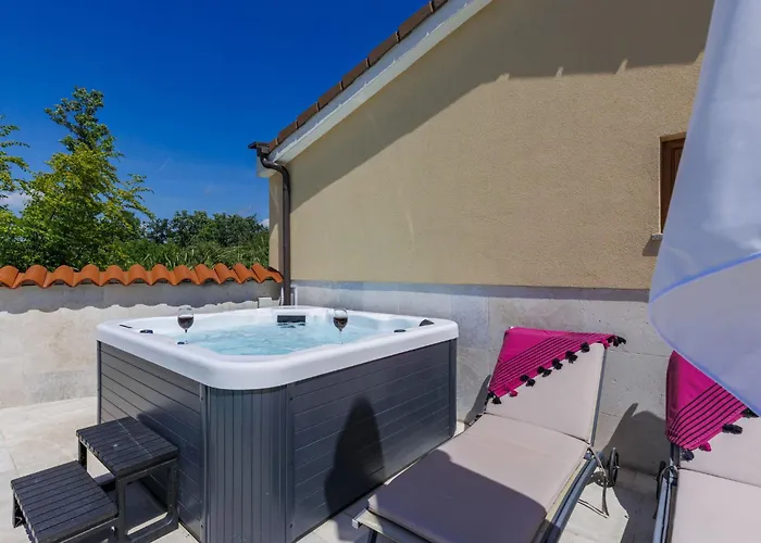 Holiday home Manera By Interhome Marcana